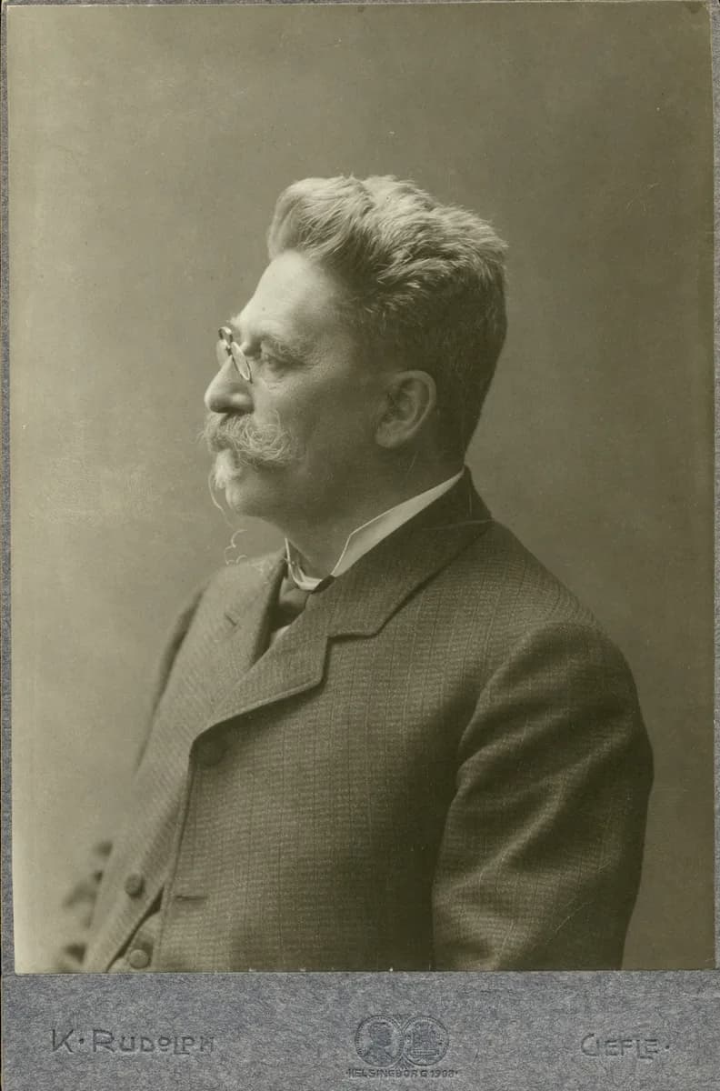 Arvid Carlsson - Bankdirektör Arvid Carlsson.