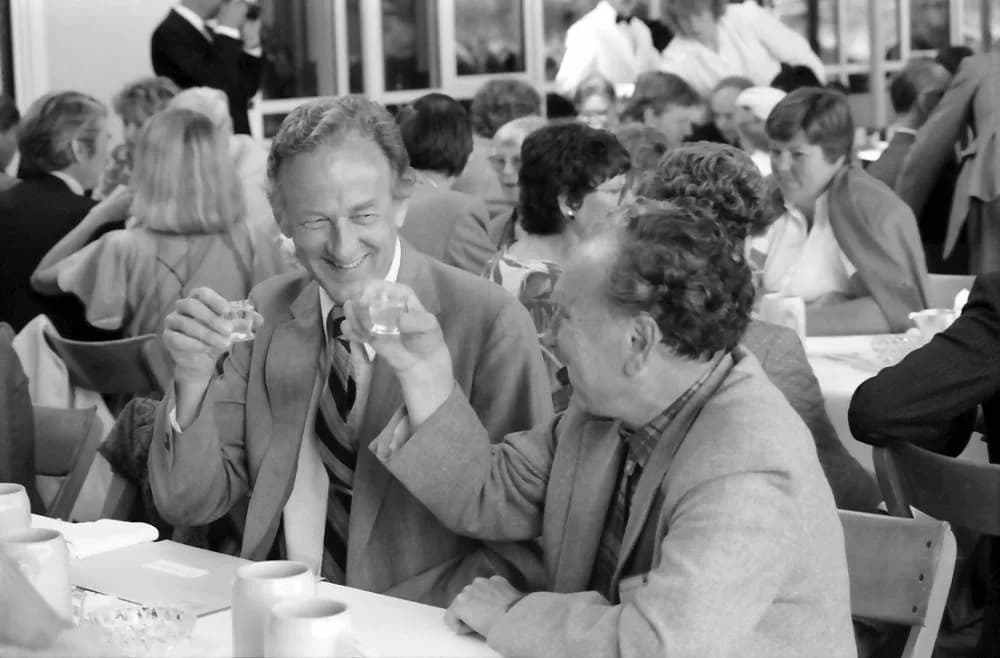 Robert Hofstadter - 35. Tagung 1985 Physik; Bayrisches Frühstück: L. Eckerberg, Robert Hofstadter