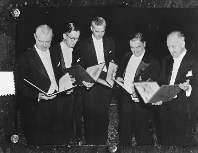 Vincent du Vigneaud - Uitreiking Nobelprijzen door koning Gustaaf Adolf van Zweden, De prijswinnaars scheikunde (Vincent du Vigneaud, VS), natuurkunde (Willis Eugene Lamb en Polykarp Kusch, VS), genee
