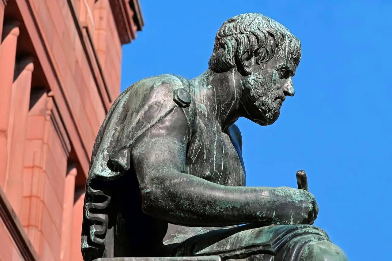 Aristotle Onassis — sculpture, bronze, figure, aristotle, philosopher, natural scientists, holds, marker pen, hand, statue, art, artwork, heaven, blue, albert-ludwigs-university of, freiburg, to bathe, aristotle, aristotle, aristotle, aristotle, aristotle