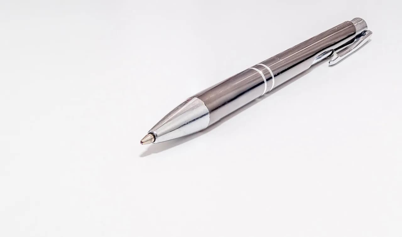 Yun Hyon-seok — ball-point pen, pen, ink pen, write, silver pen, write desire, writer's block, pen, pen, pen, pen, pen, ink pen