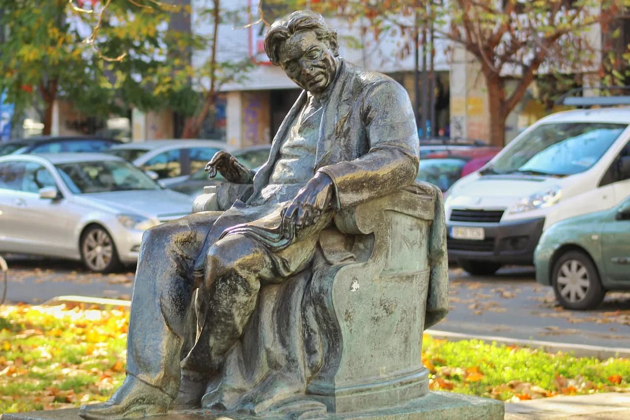 George de Hevesy — statue, sculpture, musician, composer, george, enescu