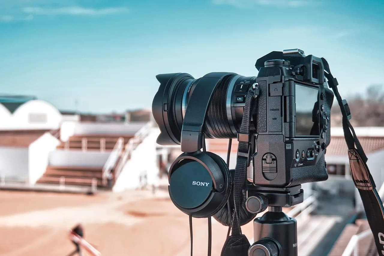 Lamonte McLemore — camera, video, cinema, photographer, lens, professional, photo, video, video, video, video, video
