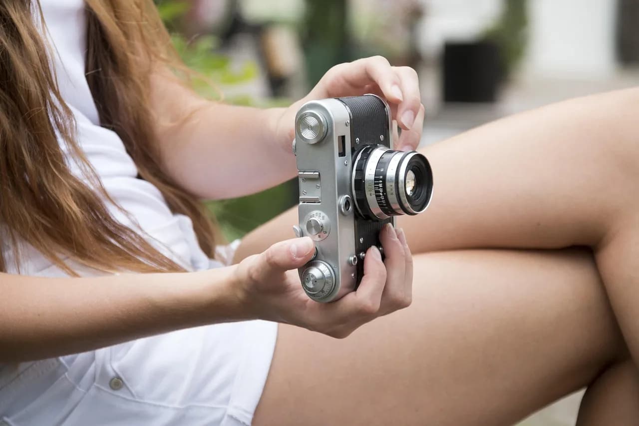 Lamonte McLemore — girl, camera, photos, photography, take pictures, retro, old, photo, vintage, classic, woman, female photographer, photographer, young woman, kamyanets-podilsky, camera, camera, camera, camera, photo, photo, photo, photo, photo, photographer, photographer