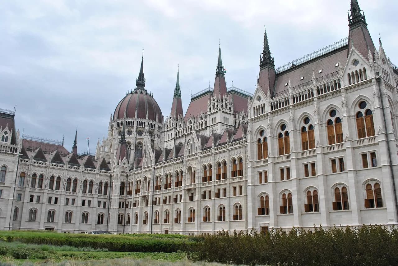 Imre Lakatos — kossuth square, hungarian parliament building, parliament, imre steindl, hungarian