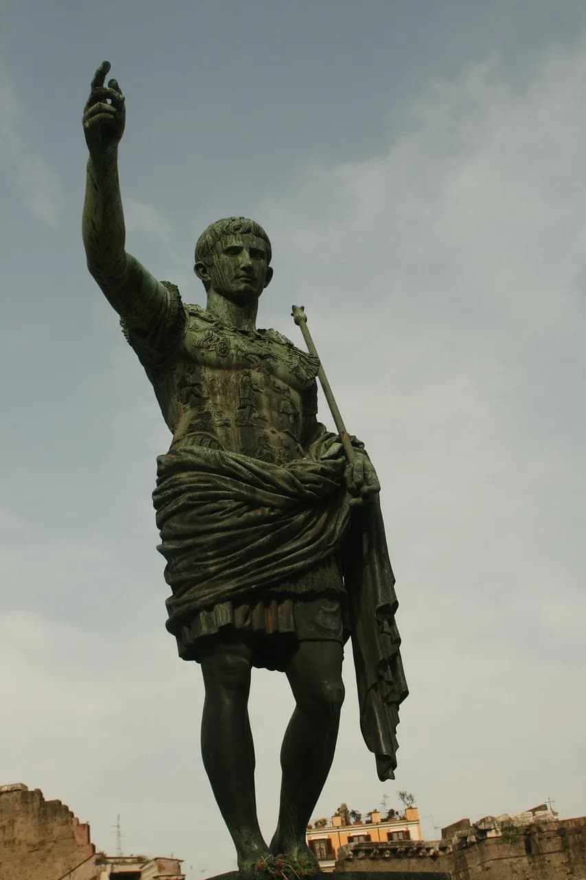 César Milstein — gaius iulius caesar, statue, emperor, monument, roman, caesar, julius, italia, dictator, bronze, sculpture, rome, italy, caesar, caesar, dictator, dictator, dictator, dictator, dictator