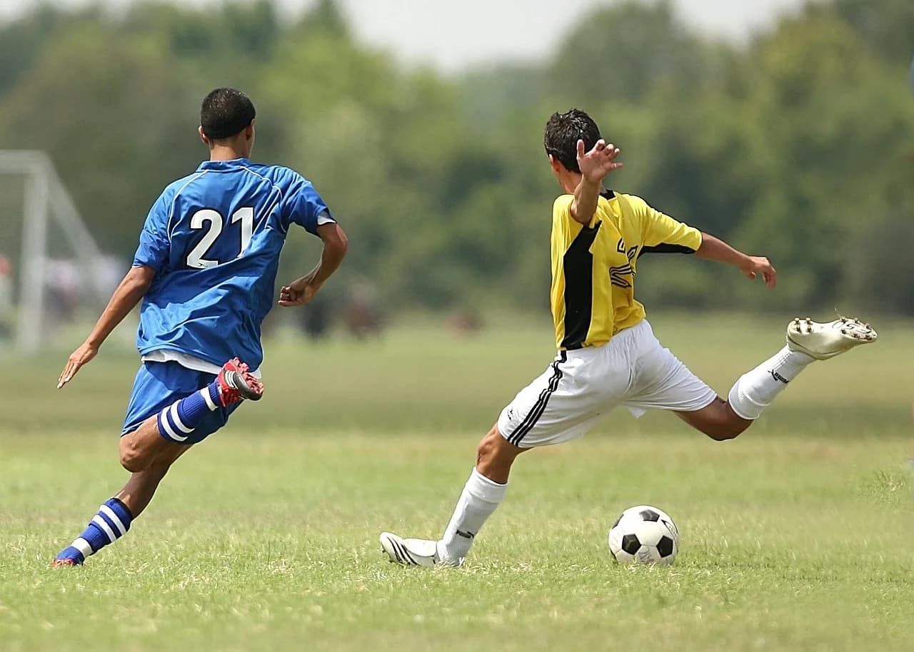 Misao Tamai — soccer, football, soccer players, kick, kicking, soccer ball, game, competition, action, youth, boys, green, active, football team, field, player, sport, soccer, soccer, soccer, soccer, soccer, football, football, football