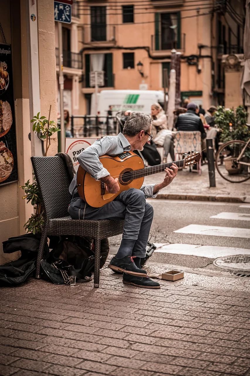 Masuzo Madono — street player, guitar, street musicians, guitar player, musician