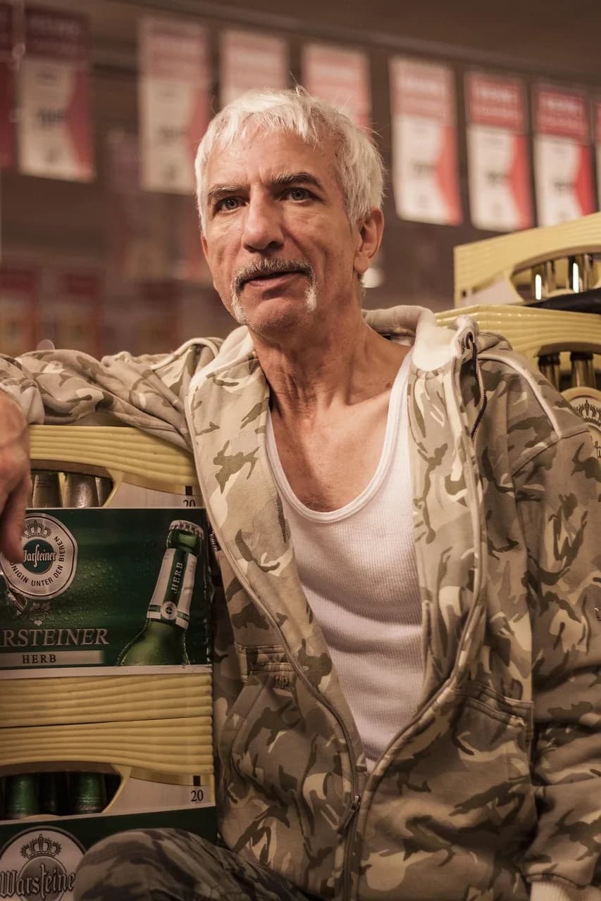 Burton Richter — people, man, ralf richter, celebrity, military, villain, crook, film shoot, interview, supermarket, warsteiner, drinks market, villain, villain, villain, villain, villain, interview