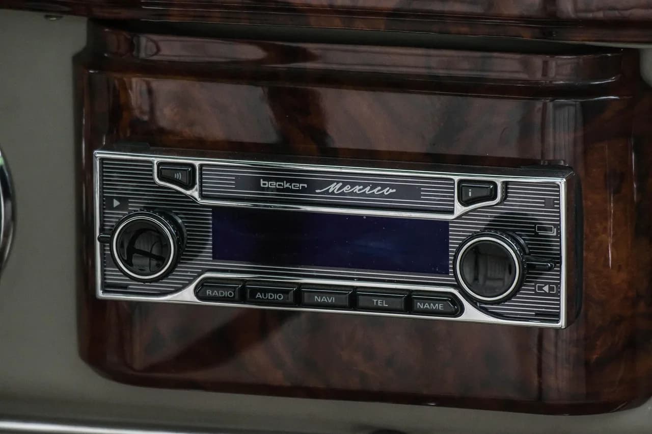 Gary S. Becker — sound, stud, audio, obsolete, retro, classic, old, recipient, nostalgia, radio stations, car radio, broadcast, becker, mexico, car radio, car radio, car radio, car radio, car radio