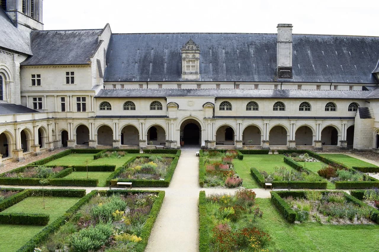 Richard Smalley — abbey, fontevraud, richard the lion heart, eleanor, anjou, fontevraud, fontevraud, fontevraud, fontevraud, fontevraud, eleanor