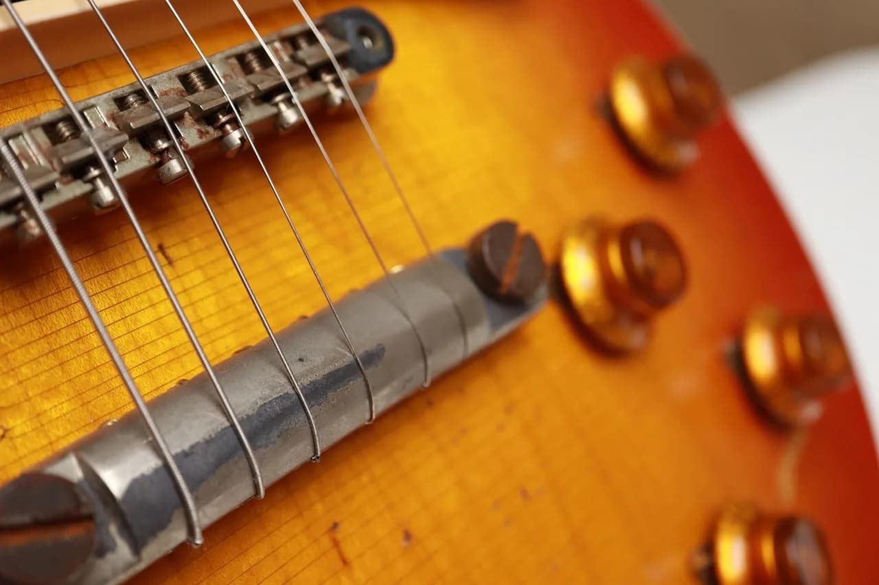 Paul Lauterbur — gibson, gibson les paul, les paul, guitar, music, rock, instrument, brown guitar, gibson, gibson, gibson, les paul, les paul, les paul, les paul, les paul