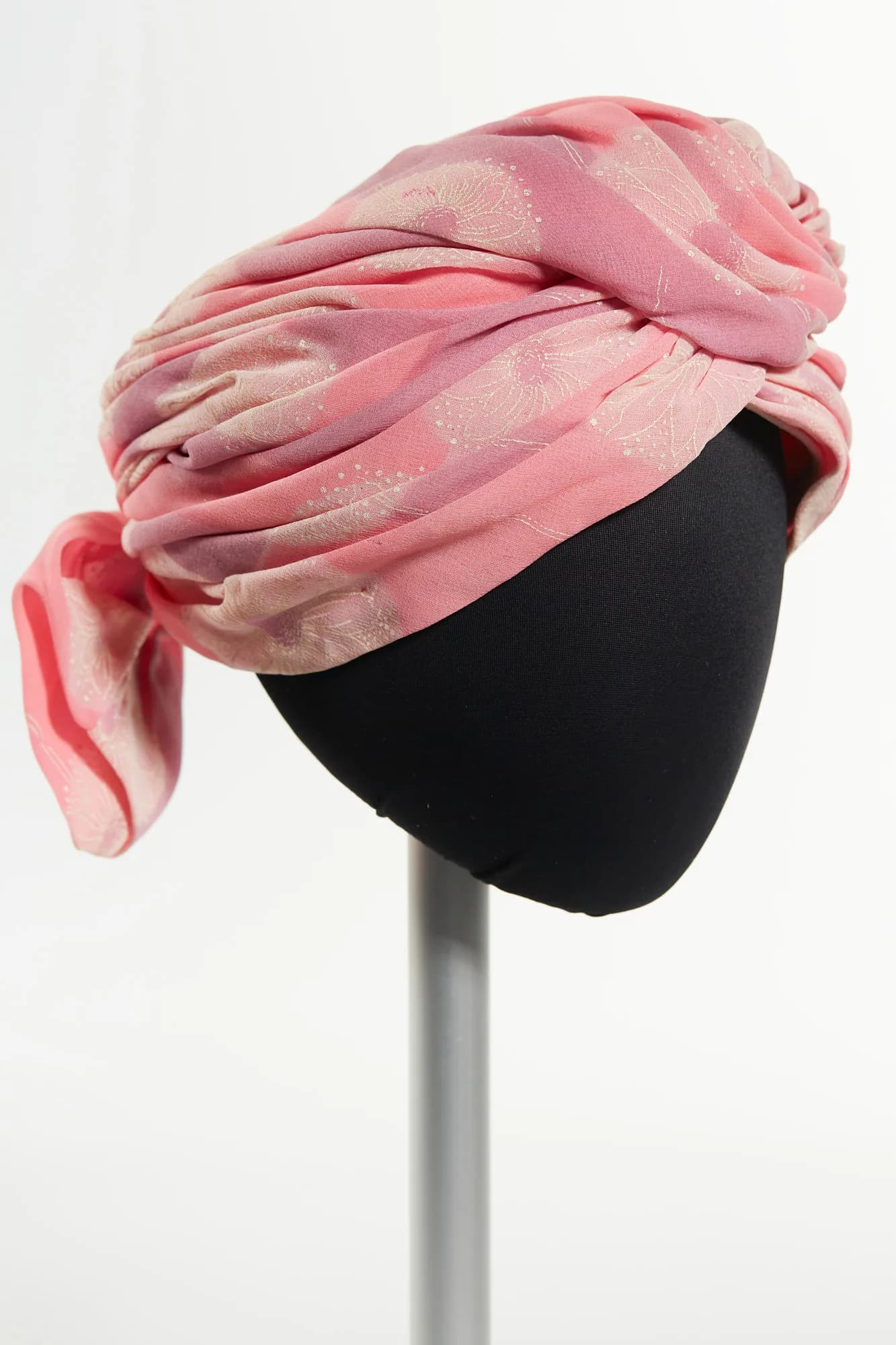 Christian Dior - Pink and purple turban-style hat by Dior
