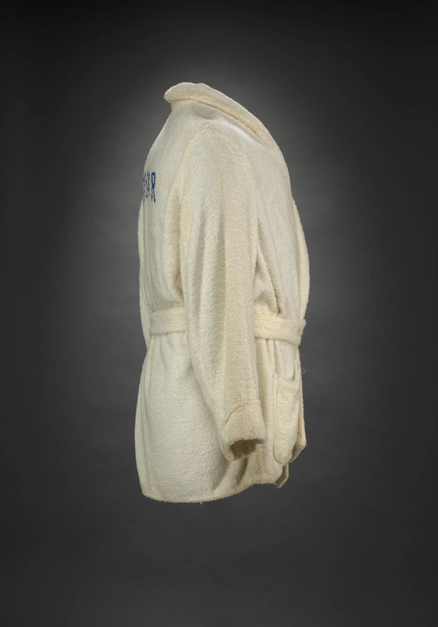 Michael Smith - Boxing robe worn by Sugar Ray Robinson
