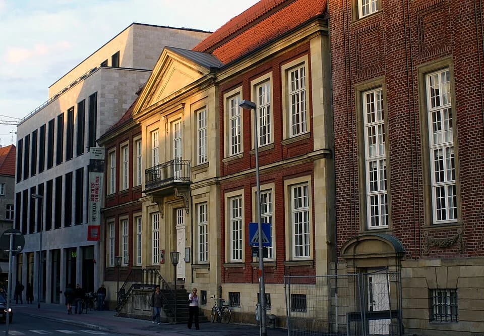 Pablo Picasso - Der Druffelsche Hof mit dem Graphikmuseum Pablo Picasso Münster an der Königsstraße