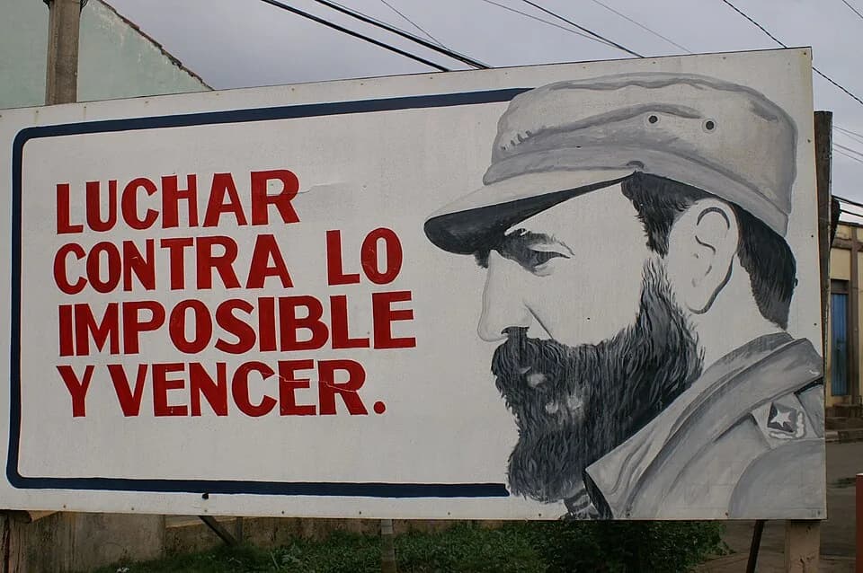 Fidel Castro - "fight against which is impossible and win"