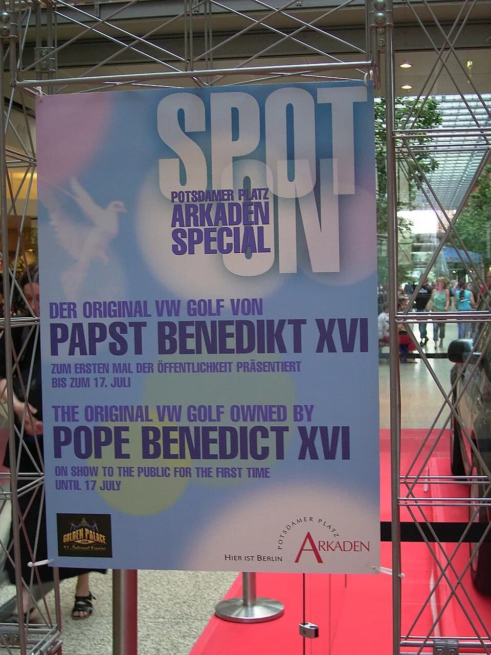 Benedict XVI - Image used in Image:Papst Golf.jpg