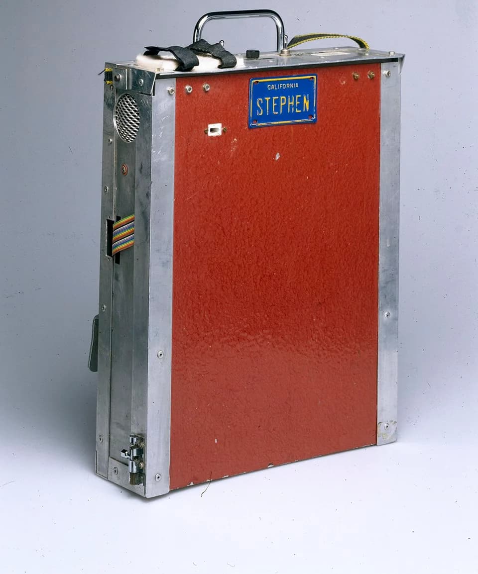 Stephen Hawking - Computer and speech synthesiser housing, 1999. Speech synthesiser used by English theoretical physicist Stephen Hawking (b 1942). Although current computers are very capable of prono