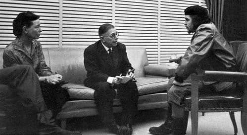 Jean-Paul Sartre - Ernesto Che Guevara reunited with Simone de Beauvoir and Jean-Paul Sartre, in Cuba. 1960