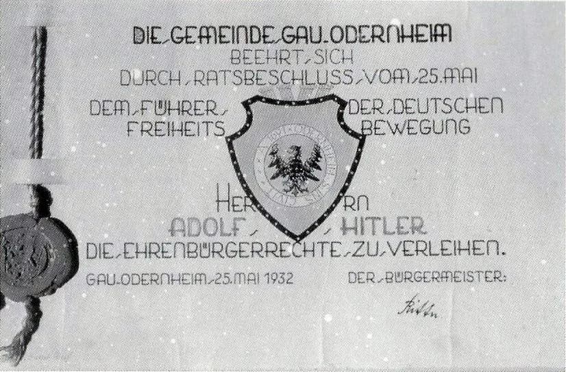 Adolf Hitler - Urkunde der Ortsgemeinde Gau-Odernheim zur Verleihung der Ehrenbürgerschaft an Adolf Hitler am 25. Mai 1932