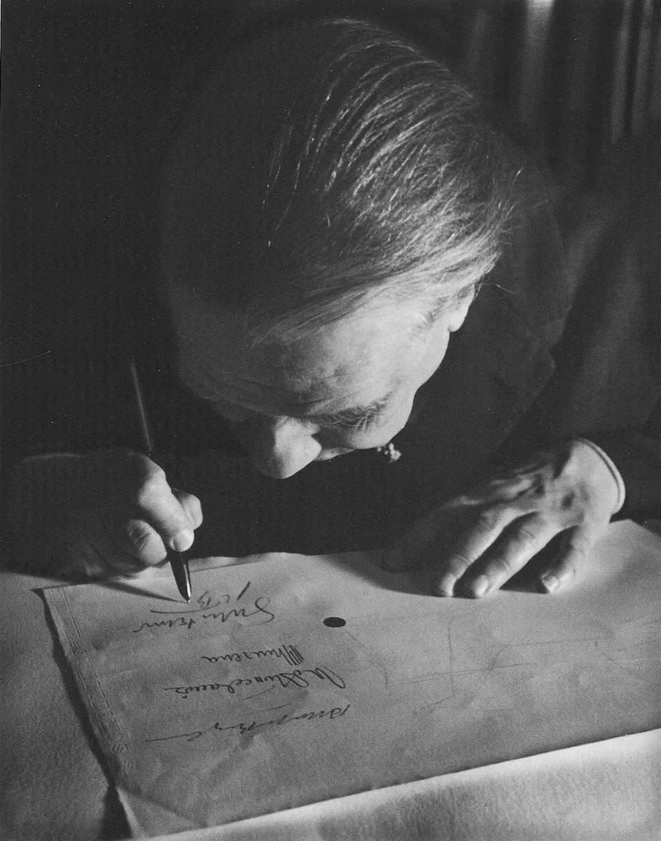 Jorge Luis Borges - Jorge Luis Borges en 1963