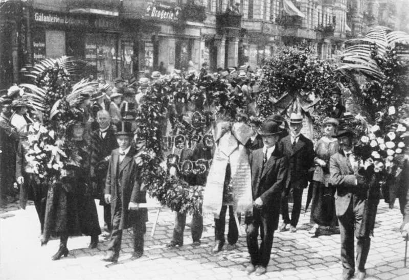 Rosa Luxemburg - جنازة روزا لوكسمبورغـ 13 يونيو 1913