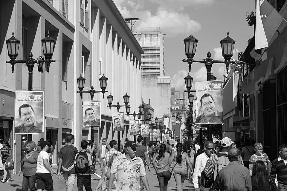 Hugo Chávez - Propaganda chavista en el centro de caracas en vísperas a las elecciones presidenciales de 2012.