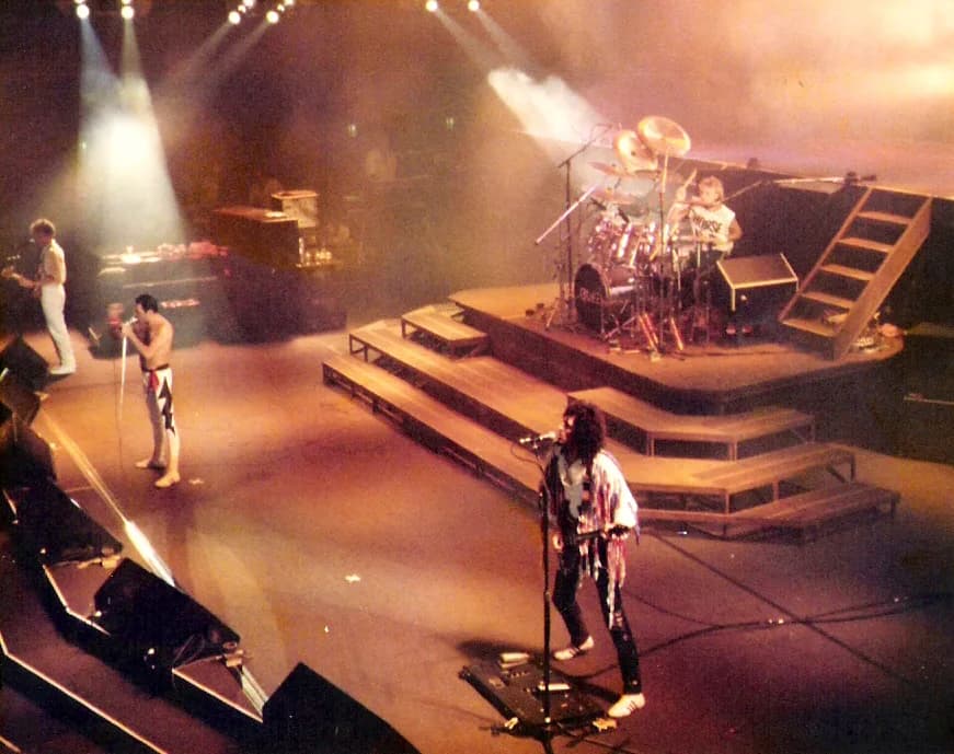 Freddie Mercury - Queen live in Frankfurt, Germany