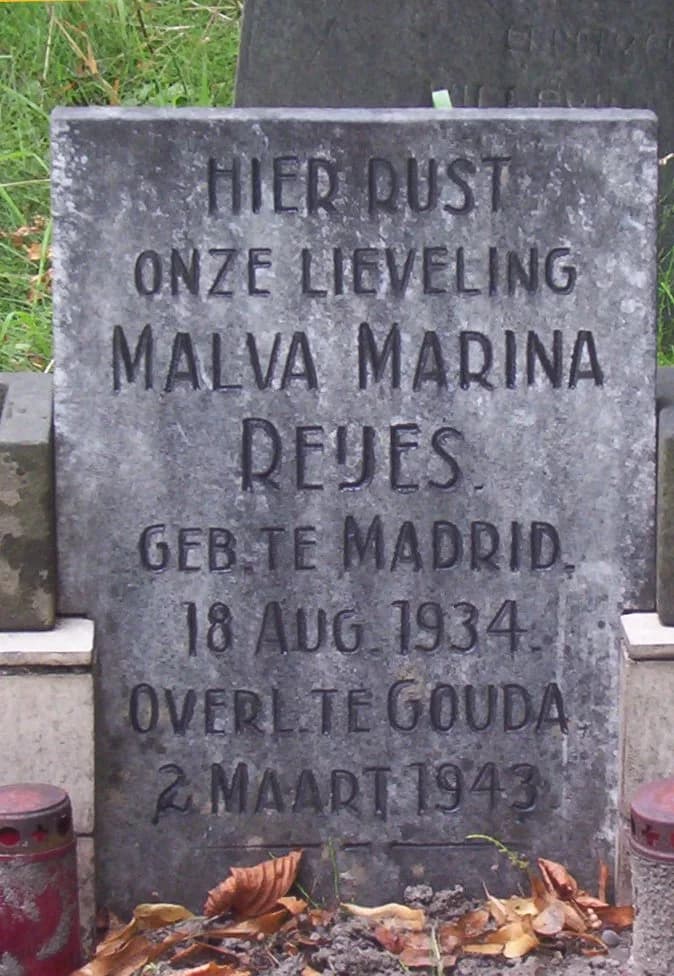Pablo Neruda - Pablo Neruda's daughter, located in graveyard in Gouda, Netherlands)