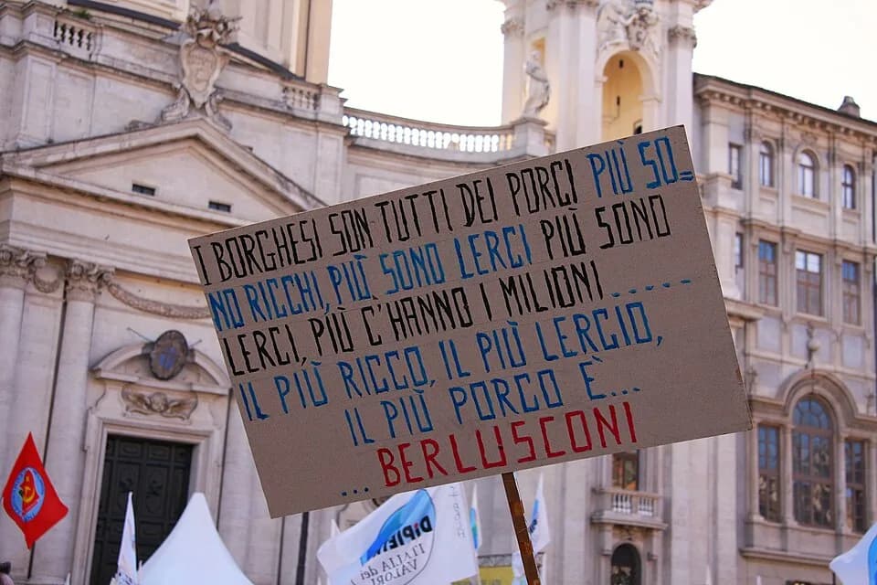 Silvio Berlusconi - No Cav Day, Protest against Silvio Berlusconi - Piazza Navona, Rome - July 08 2008