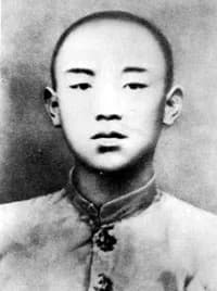 Kim Il-sung - Youth of Kim Il-sung