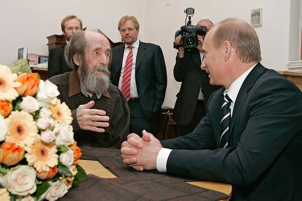 Aleksandr Solzhenitsyn - TROITSE-LYKOVO. With Aleksandr Solzhenitsyn.
