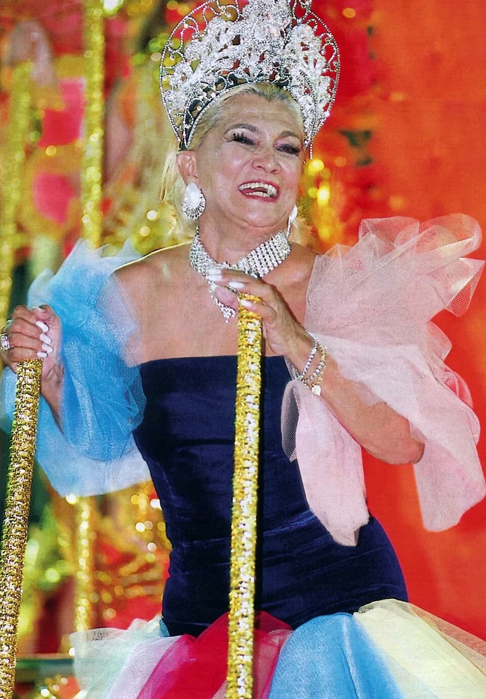 Hebe Camargo - Desfile Tradição 2001 - EF3211SS586