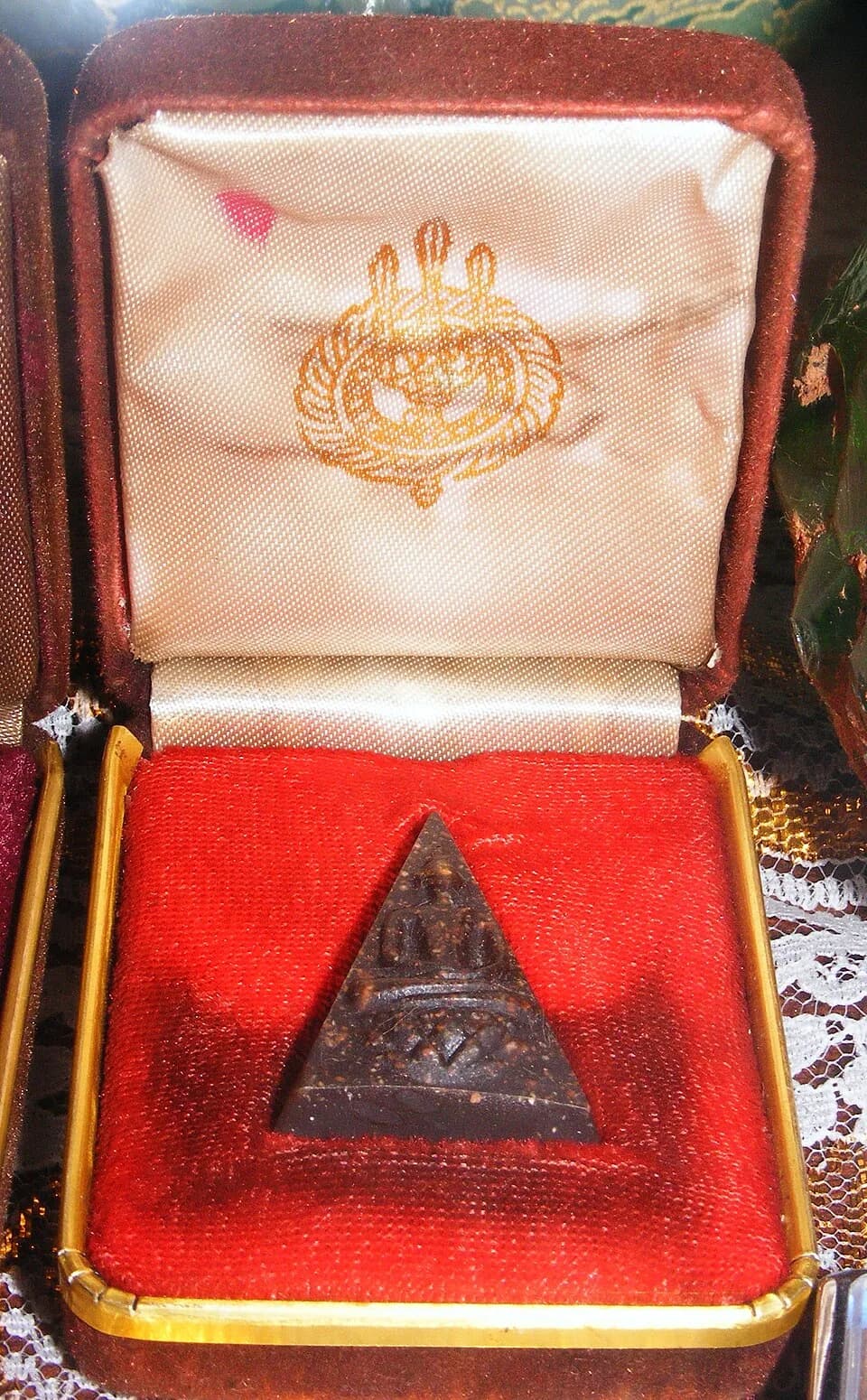 Bhumibol Adulyadej - Phra Somdej jitlada (Buddha) made by King Bhumibol