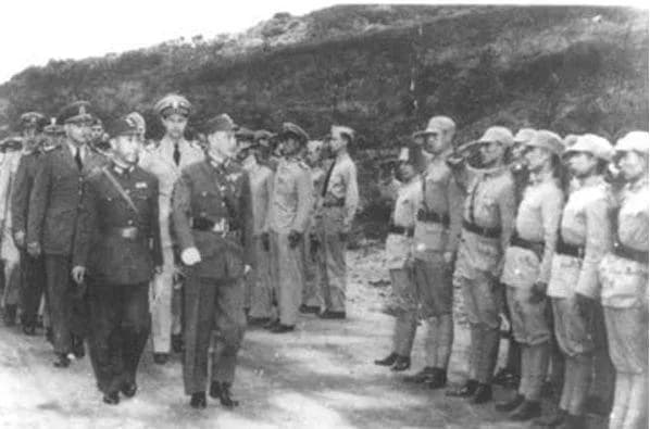 Chiang Kai-shek - Chiang Kai-shek and Dai Li