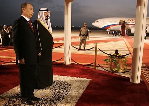 Abdullah of Saudi Arabia - King Khalid Iinternational Airport, Riyadh. At an official welcome ceremony with King Abdullah bin Abdul Aziz Al Saud.