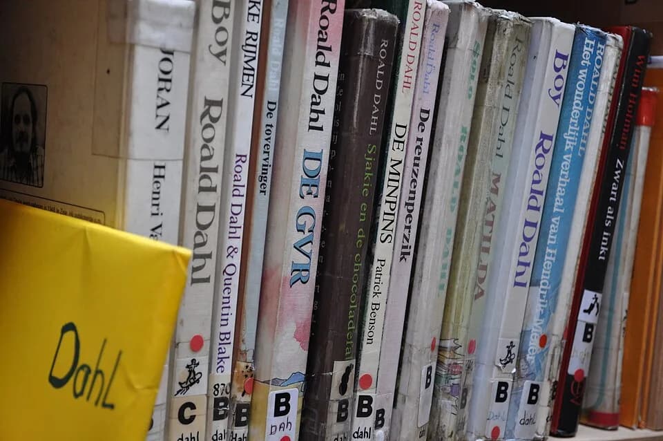 Roald Dahl - Boeken van Roald Dahl in de bibliotheek van de Werkplaats Kindergemeenschap in Bilthoven.