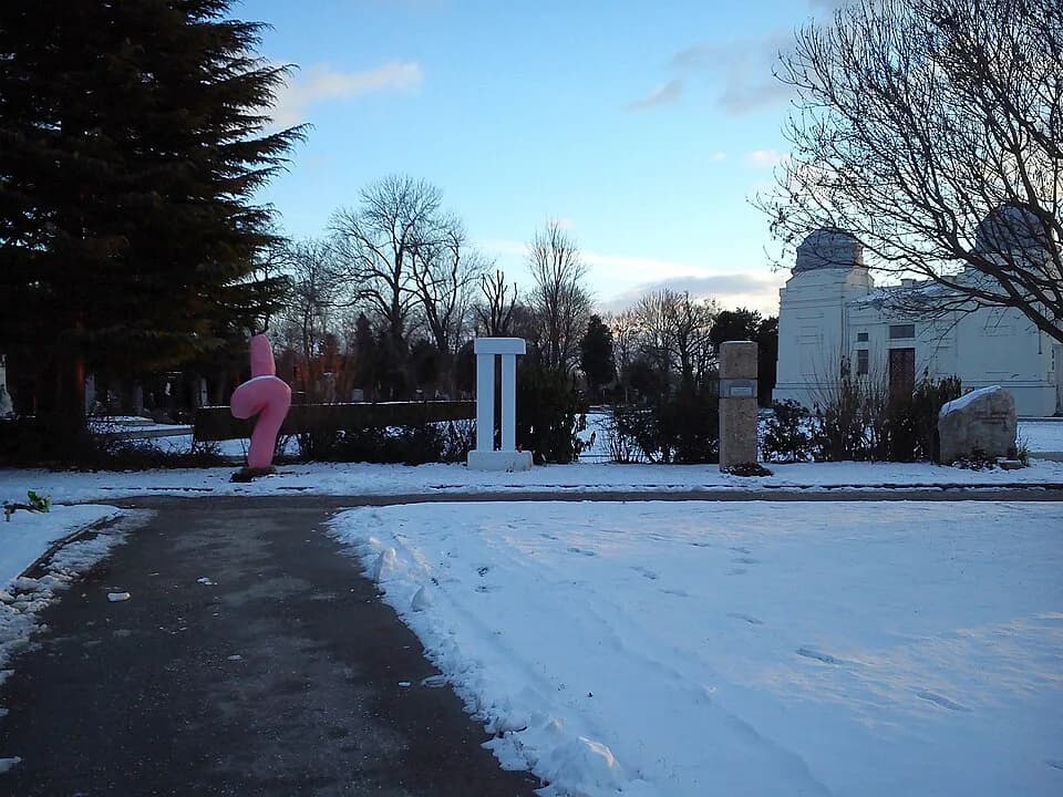 Alfred Adler - Zentralfriedhof Wien, Ehrengräber von (von links nacht rechts) Franz West - Markus Prachensky - Alfred Adler - Fritz Muliar