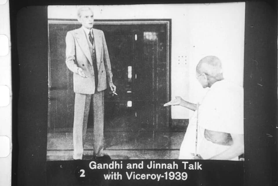 Mohammad Ali Jinnah - Jinnah and Gandhi talk with Viceroy, Delhi, November 1939