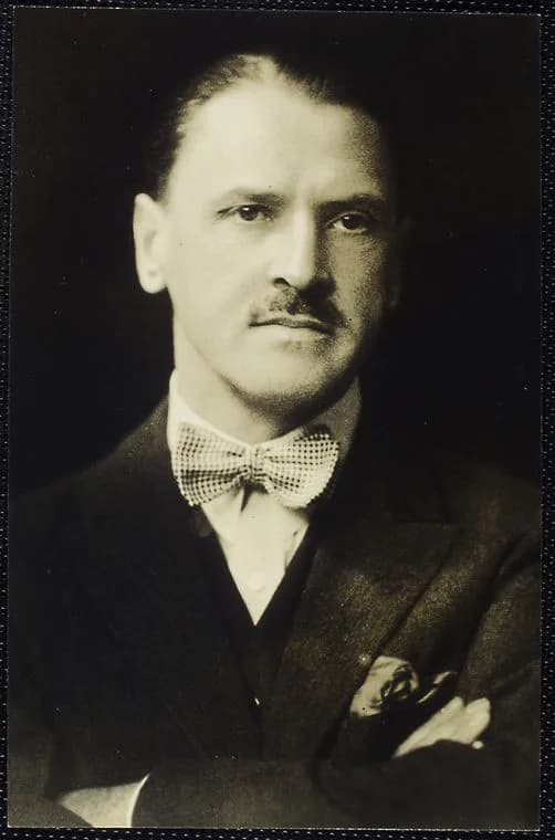 William Somerset Maugham - W. Somerset Maugham British writer
