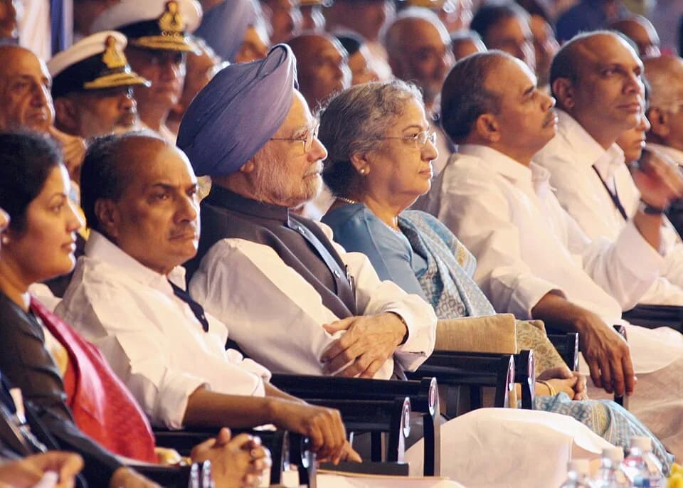 Manmohan Singh - The Prime Minister, Dr. Manmohan Singh, his wife Smt. Gursharan Kaur, the Defence Minister, Shri A. K. Antony, the Chief Minister of Andhra Pradesh, Dr. Y.S. Rajashekhar Reddy and oth