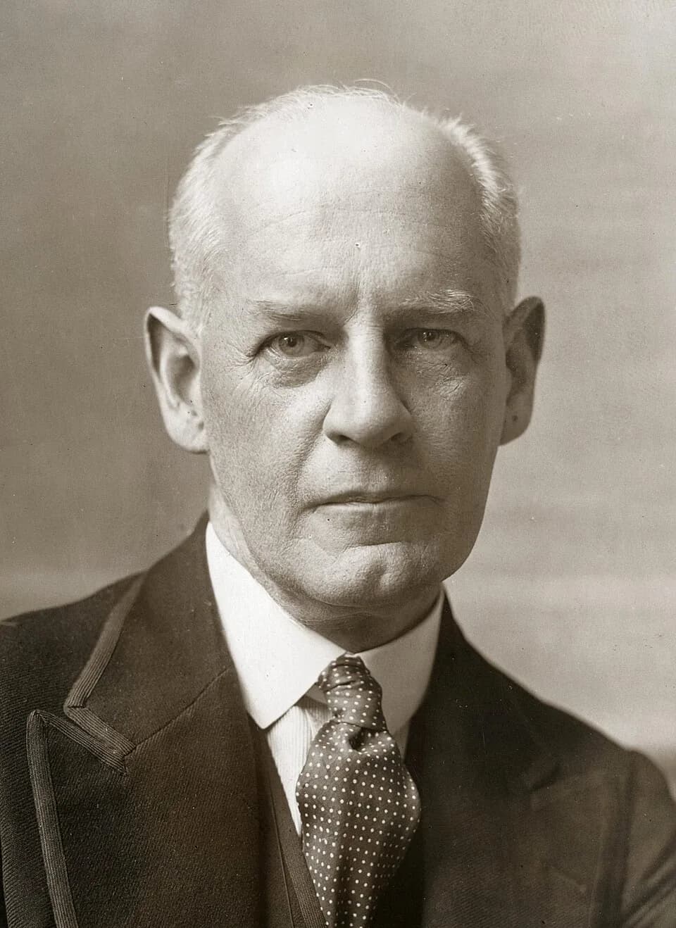 John Galsworthy - John Galsworthy (1867-1933)