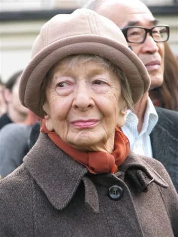 Wisława Szymborska - Wisława Szymborska (b. July 2, 1923 in Bnin, Poland), Polish poet, and Nobel Prize winner. She lives in Cracow, Poland