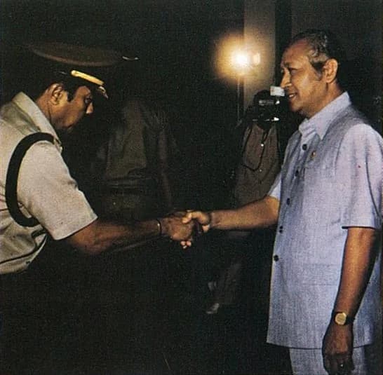 Suharto Suharto - Widodo Budidarmo meeting Suharto