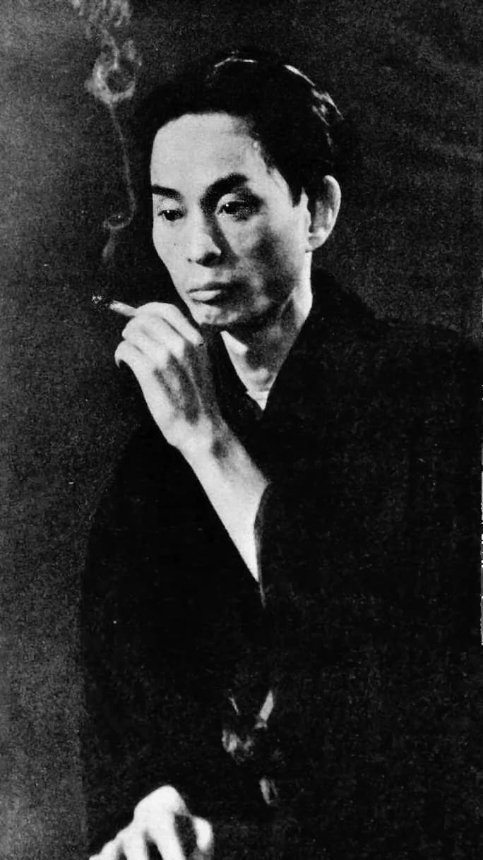 Yasunari Kawabata - Yasunari Kawabata (1899-1972). A picture during the time he was living at Sakuragi-cho in Ueno (上野桜木町).