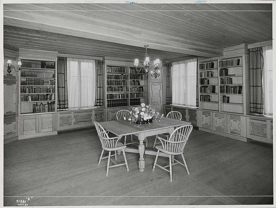 Bjørnstjerne Bjørnson - Tittel / Title: Bjørnsonrommet på Nasjonalbiblioteket
Beskrivelse / Description: 41381 B" (Wilses nummer). Dengang Universitetsbiblioteket.
Dato / Date: ukjent / unknown
Fotogr