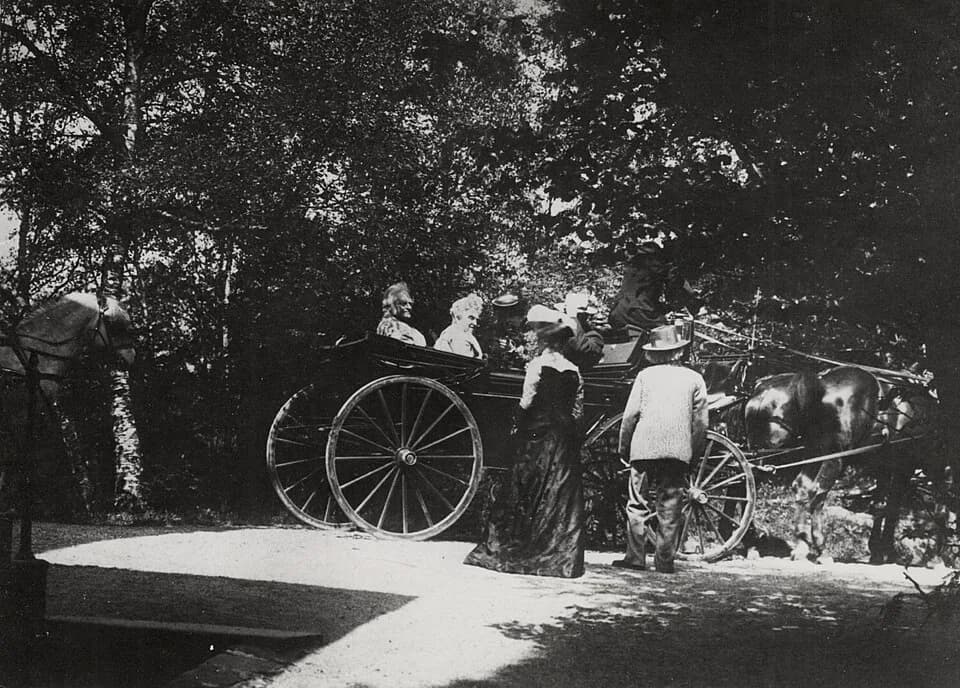 Bjørnstjerne Bjørnson - Artist: K. Nyblin
Date/place: 15. June 1903, Troldhaugen/Bergen/Norway
Subject: Edvard Grieg and Tonny Hagerup på Troldhaugen bids farewell to Karoline and Bjørnstjerne Bjørnso