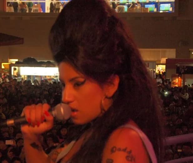Amy Winehouse - Ani Rodriguez Sarmiento, singer and impersonator Amy Winehouse in the Peruvian reality show "I am" of Frecuencia Latina in an event of a shopping center. Picture taken on May 26, 2012 