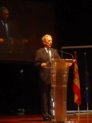 Mario Vargas Llosa - Acto fundacional UPD. Mario Vargas Llosa.