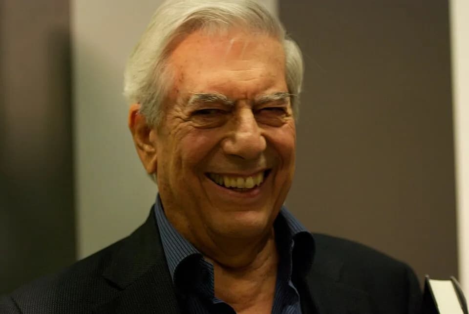 Mario Vargas Llosa - Mario Vargas Llosa at Göteborg Book Fair 2011.